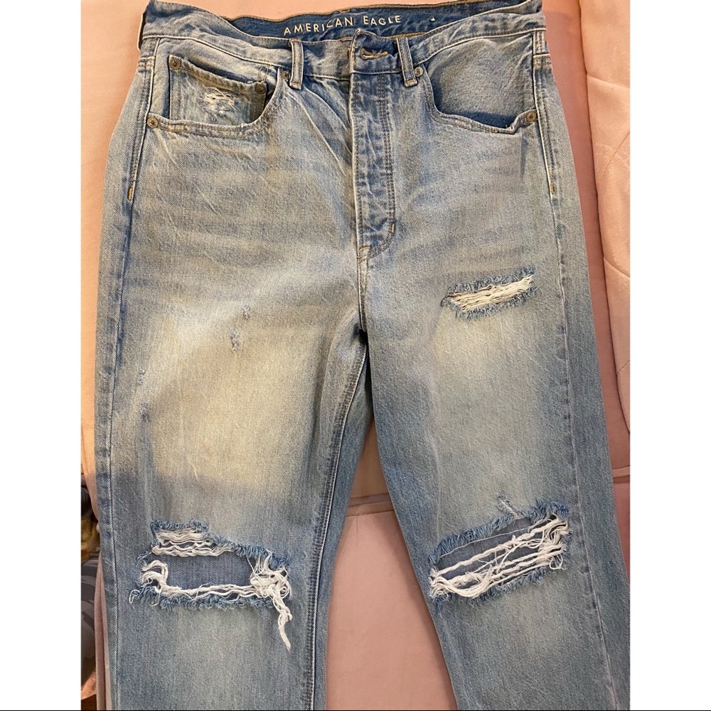 American Eagle 90s Boyfriend Jeans